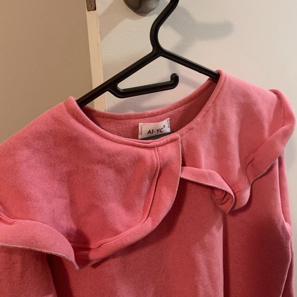 Cute Ruffled Collar Sweater/Sweatshirt - Picture 2 of 3